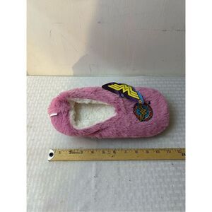 DC Comic Wonder Woman slippers os pink new Deluxe Sherpa
